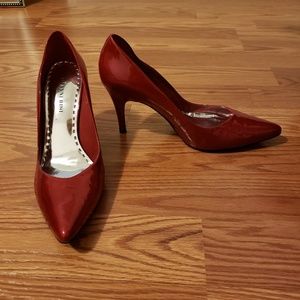 Red Gianni Bini stilettos